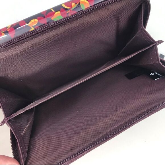 Mundi Burgundy Leaf Pattern Zip Safe Keeper Theft Protect Flap Wristlet Wallet - Picture 10 of 16